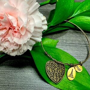 Beaucoup Designs Bangle Brass MOM